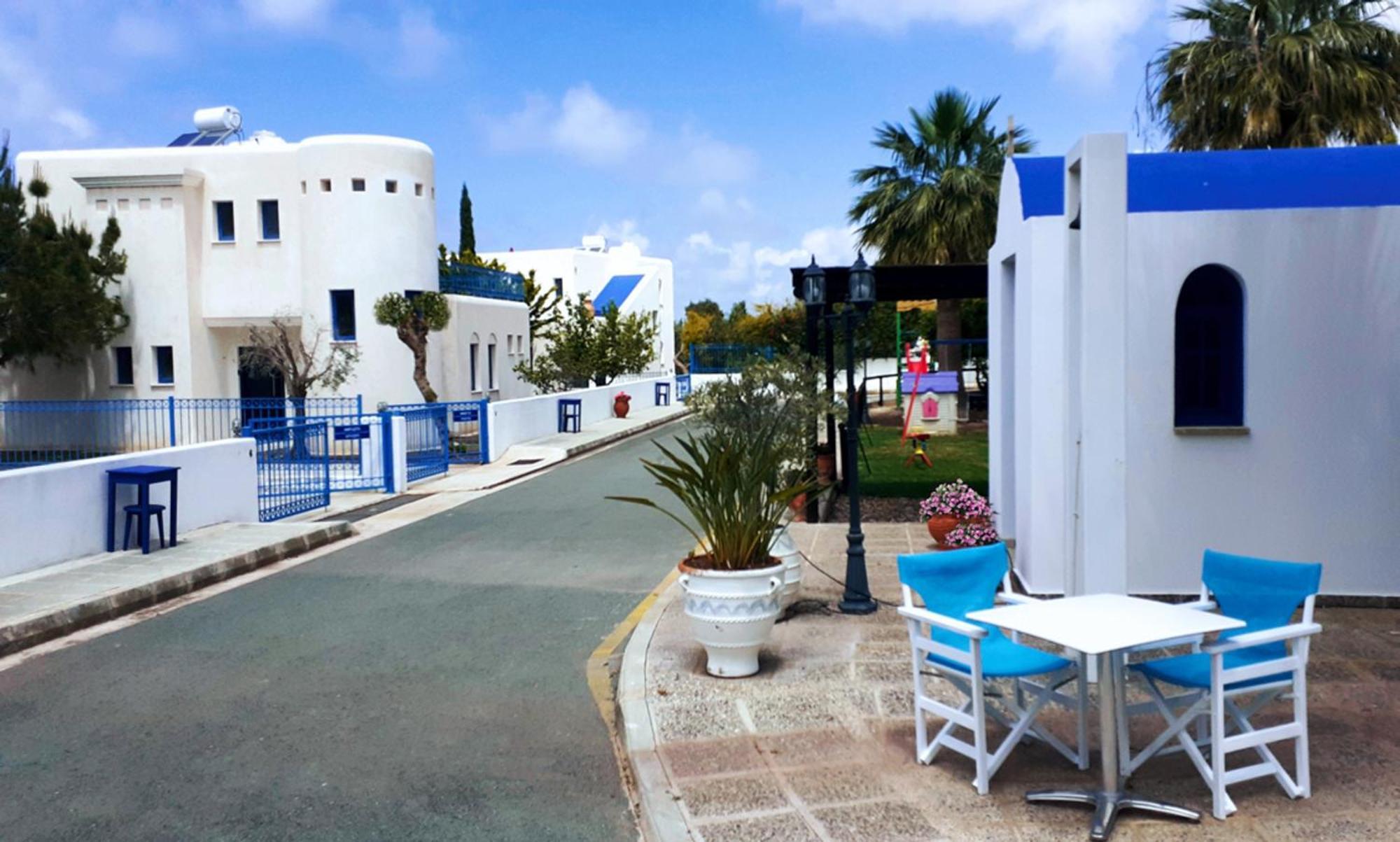 Azzurro Holiday Villas Peyia Exterior photo