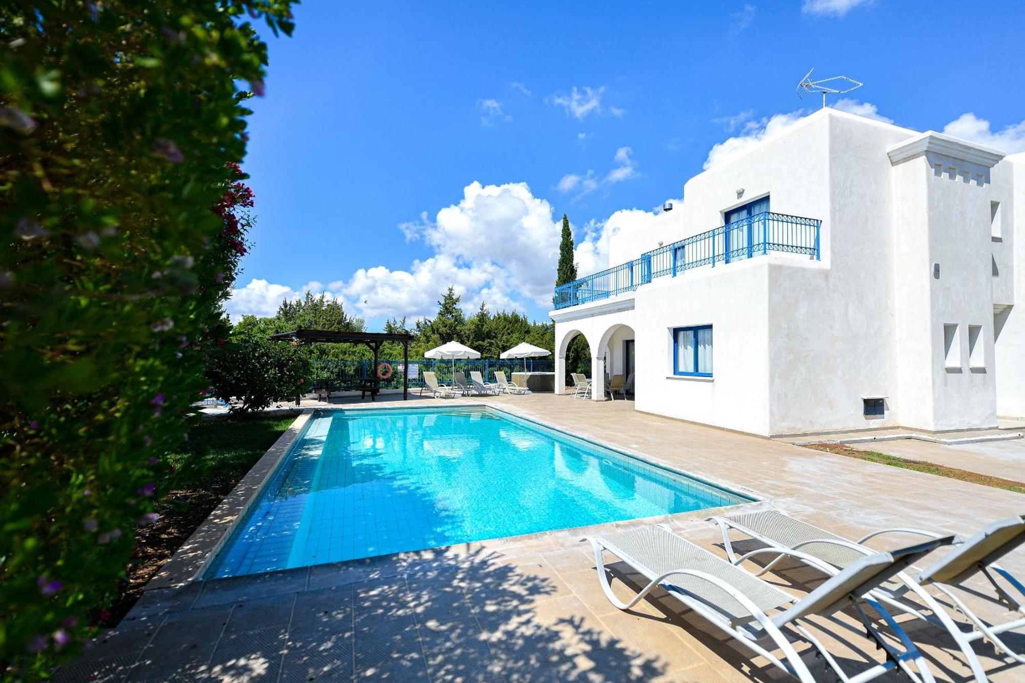 Azzurro Holiday Villas Peyia Exterior photo